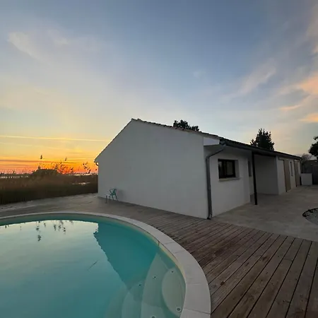 Villa La Perle Rose Standing 5 Etoiles Avec Piscine Jacuzzi Et Superbe Vue *