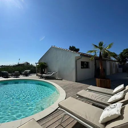 La Perle Rose Standing 5 Etoiles Avec Piscine Jacuzzi Et Superbe Vue * Aigues-Mortes