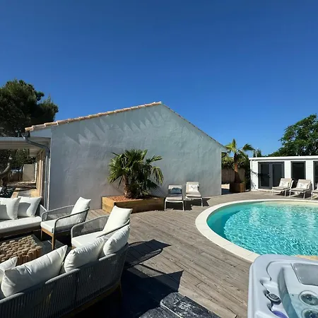 Villa La Perle Rose Standing 5 Etoiles Avec Piscine Jacuzzi Et Superbe Vue *