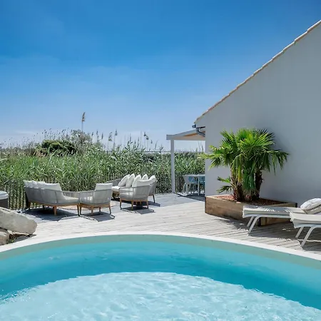 La Perle Rose Standing 5 Etoiles Avec Piscine Jacuzzi Et Superbe Vue Villa *