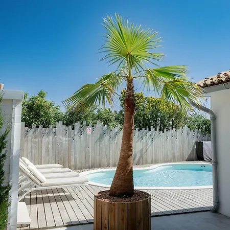 La Perle Rose Standing 5 Etoiles Avec Piscine Jacuzzi Et Superbe Vue Villa *
