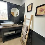La Perle Rose Standing 5 étoiles Avec Piscine Jacuzzi Et Superbe Vue Villa Aigues-Mortes