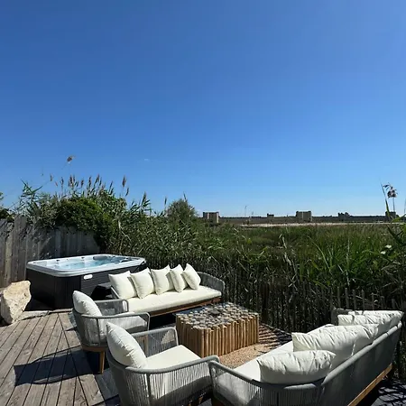 Villa La Perle Rose Standing 5 Etoiles Avec Piscine Jacuzzi Et Superbe Vue *