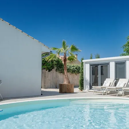 La Perle Rose Standing 5 Etoiles Avec Piscine Jacuzzi Et Superbe Vue
