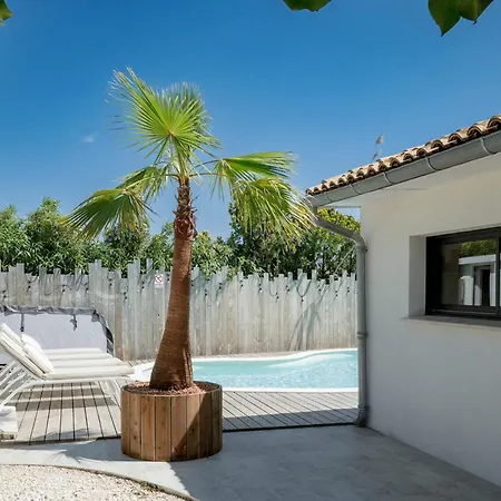 La Perle Rose Standing 5 Etoiles Avec Piscine Jacuzzi Et Superbe Vue *