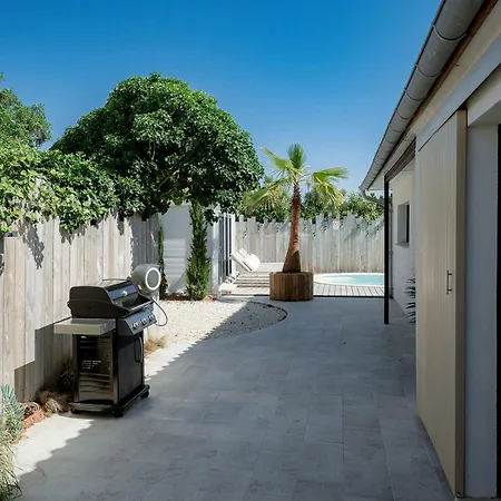 Villa La Perle Rose Standing 5 Etoiles Avec Piscine Jacuzzi Et Superbe Vue *